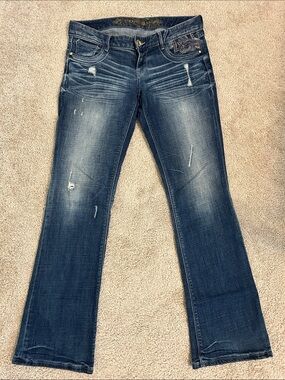 Express Zelda Low Rise Women's Distressed Bootcut Jeans - Dark Blue
